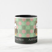 Niedliches braunes Owl mit rosa Bow Tasse (Zentrum)