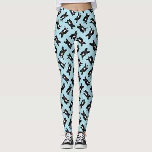 Niedliches brindle Frenchie in der schwarzen u. Leggings (Vorderseite)