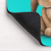 Niedliches Brown-Baby-Häschen-Kaninchen auf Blau Mousepad (Ecke)