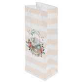 Niedliches Bunny in einem Korb mit Eiern und Hübsc Geschenktüte Für Weinflaschen (Rückseite Schrägansicht)