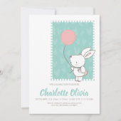 Niedliches Bunny Rabbit mit Balloon New Baby Ankündigung (Vorderseite)