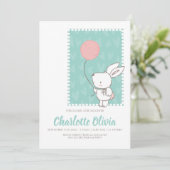 Niedliches Bunny Rabbit mit Balloon New Baby Ankündigung (Stehend Vorderseite)