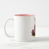 Niedliches Bunny Rabbit Purple Blumen Personalisie Zweifarbige Tasse (Links)