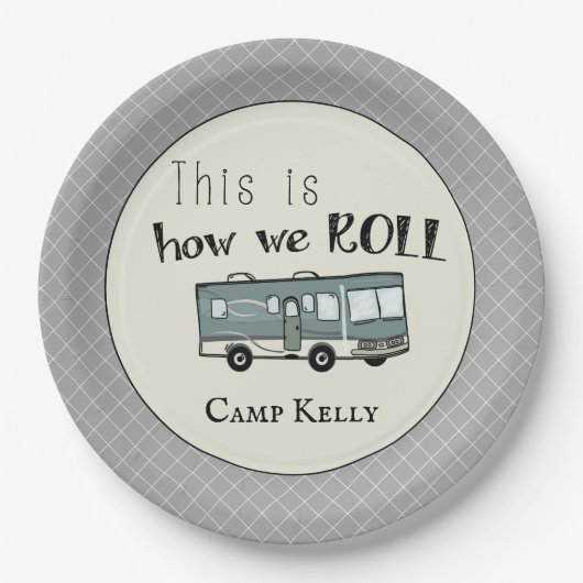 Niedliches Camping RV "This is How We Roll" Person Pappteller (Vorderseite)
