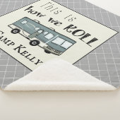 Niedliches Camping RV "This is How We Roll" Person Sherpadecke (3/4)