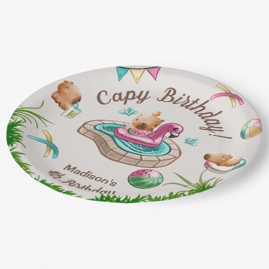 Niedliches Capybara Pool Party Pappteller (Schrägansicht)