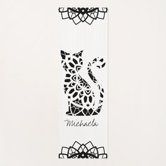 Niedliches Cat Mandala Name Girly Black anpassbar Yogamatte (Vorderseite)