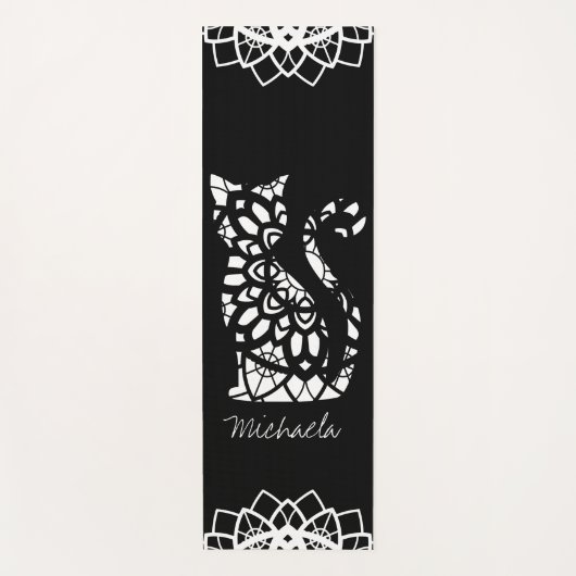 Niedliches Cat Mandala Name Girly Black anpassbar Yogamatte (Vorderseite)