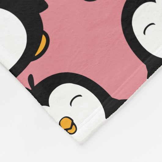 Niedliches Chubby Penguin-Bild-Muster Fleecedecke (Ecke)