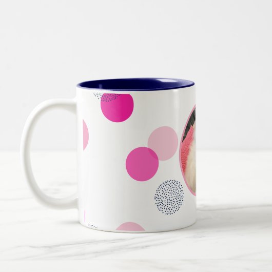 NIEDLICHES CONFETTI SPOT FOTO Modernes Kindertierf Zweifarbige Tasse (Links)