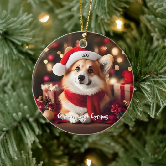 Niedliches Corgi mit Weihnachtsmannmützen Weihnach Keramik Ornament (Baum)