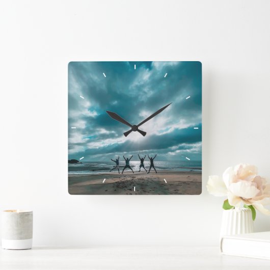 Niedliches Crayon Teacher Custom Klassenzimmer Wan Quadratische Wanduhr (Zuhause)