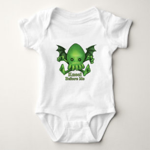 Niedliches Cthulhu Chibi Knien vor mir Baby Strampler