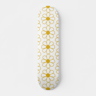 Niedliches Daisy Muster Mustard Gold und White Skateboard