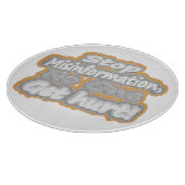 niedliches Design mit "Stopp Misinformation". Jetz Schneidebrett (Ecke)