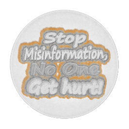 niedliches Design mit "Stopp Misinformation". Jetz Schneidebrett