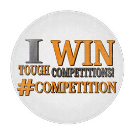 niedliches Design: "TOUGH COMPETITIONS". Jetzt kau Schneidebrett