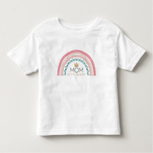 Niedliches Design Wasserfarbe Regenbogen Mama ist Kleinkind T-shirt