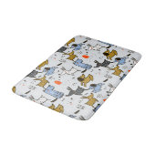 Niedliches Doodle-Dog-Muster Badematte (Schrägansicht)