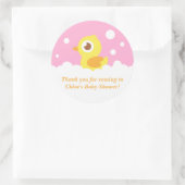 Niedliches Ducky im Schaumbad für Runder Aufkleber (Tasche)