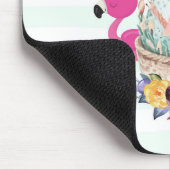 Niedliches Ei in einem Korb mit Flamingo und Bunny Mousepad (Ecke)