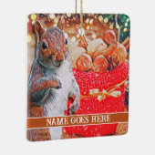 Niedliches Eichhörnchen Anpassbare Weihnachtsnuten Keramikornament (Rechts)