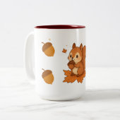 Niedliches Eichhörnchen mit Herbstblättern Zweifarbige Tasse (Vorderseite Links)