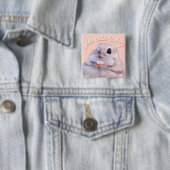 Niedliches Eichhörnchen mit rosa Blume Button (Beispiel)