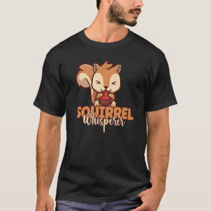 Niedliches Eichhörnchen Whisperer Eating Acornfalk T-Shirt