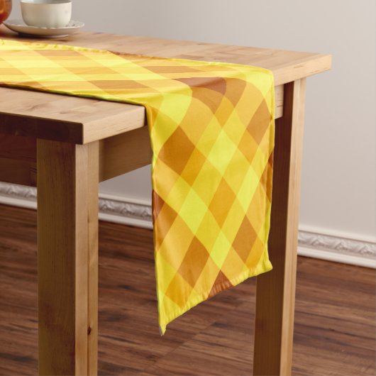 Niedliches Eigelb Gelb Karierter Mittlerer Tischlä Mittelgroßer Tischläufer (Beispiel)
