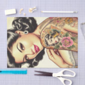 Niedliches, eingefärbtes Mädchen Seidenpapier (Handwerk)