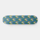 Niedliches Einhorn auf St Patrick's Day Pattern Skateboard (Horizontal)