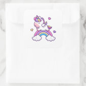 Niedliches Einhorn mit Regenbogen-Cartoon Quadratischer Aufkleber (Tasche)