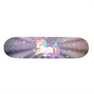 Niedliches Einhorn, Regenbogen, Galaxie Skateboard