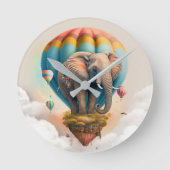 Niedliches Elephant Hot Air Ballon Whimsical Tier Runde Wanduhr (Vorderseite)