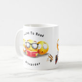 Niedliches Emoji lächelndes Liebe-Lesebuch Kaffeetasse (Vorderseite Links)
