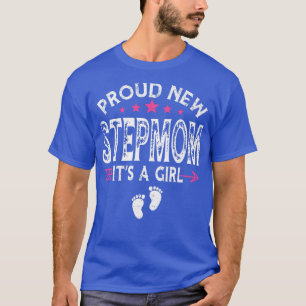 Niedliches Familiengeschlecht zeigt, dass es eine T-Shirt