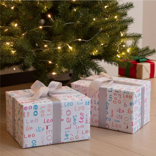 Niedliches farbiges, individuelles Namensgeschenkp Geschenkpapier