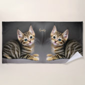 Niedliches Flauschenbaby Strandtuch (Vorderseite)