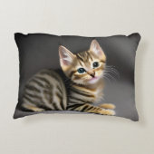 Niedliches, flauschiges Kätzchen, personalisierbar Dekokissen (Rückseite)