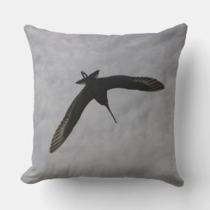 Niedliches Flying Godwit Throw Kissen