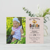 Niedliches Foto Gobble bis zum Geburtstag Einladung (Stehend Vorderseite)