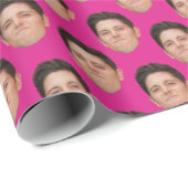 Niedliches Foto mit Pet-Gesichtsmaske - Geschenkpa Geschenkpapier (Rolleneckpunkt)