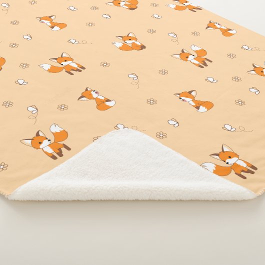 Niedliches Foxmuster auf Creme Sherpadecke (3/4)