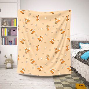 Niedliches Foxmuster auf Creme Sherpadecke