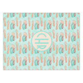 Niedliches französisches Gebäck und Cappuccino | P Tischdecke (Vorderseite (Horizontal))