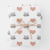 Niedliches Fuchs- und Raccoon-Muster. Waldtiere Geschenkpapier Set (Beispiel)