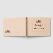 Niedliches Gästebuch mit ausgestopftem Tier (Voll)