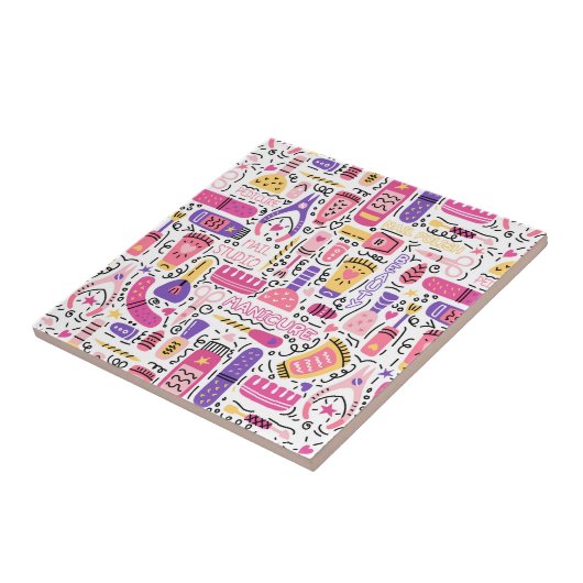 Niedliches Gekritzel-Maniküre-Muster Fliese (Seite)