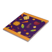 Niedliches Gemüsemuster lila orange Fliese (Seite)